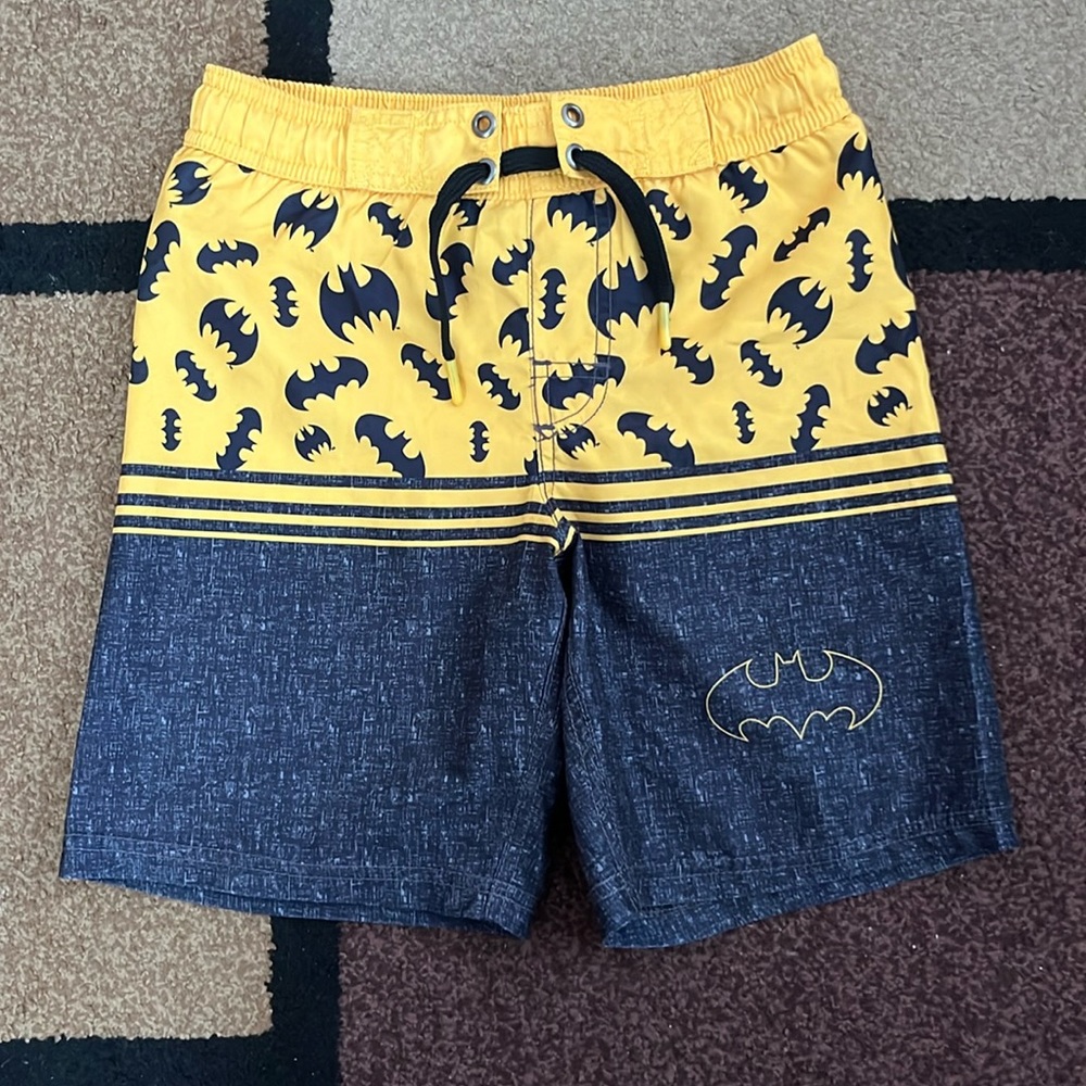 Boys Batman Swim Trunks - Size 6/7
